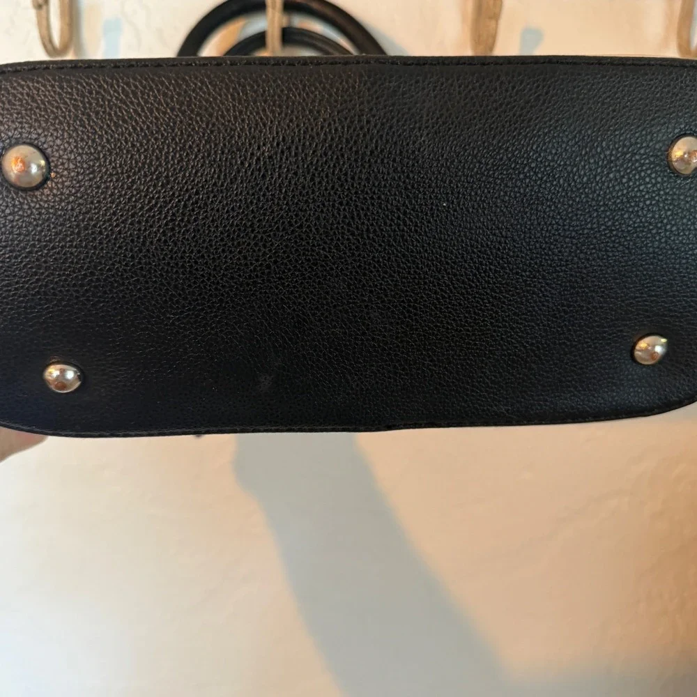 Tignanello Cream‎ Black Pebbled Leather Dome Satchel Handbag Two Tone Bag